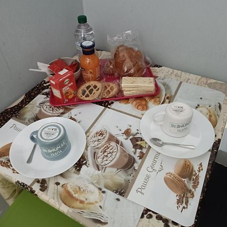Hotel Ded 1 Checkin A Richiesta Parma Exteriör bild